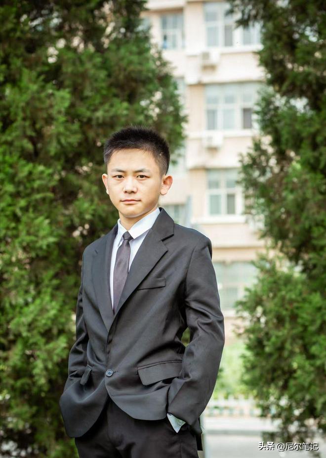 楼身亡湘雅二医院罗帅宇去世已一周年瓦力棋牌游戏实名举报副院长后离奇坠(图14)